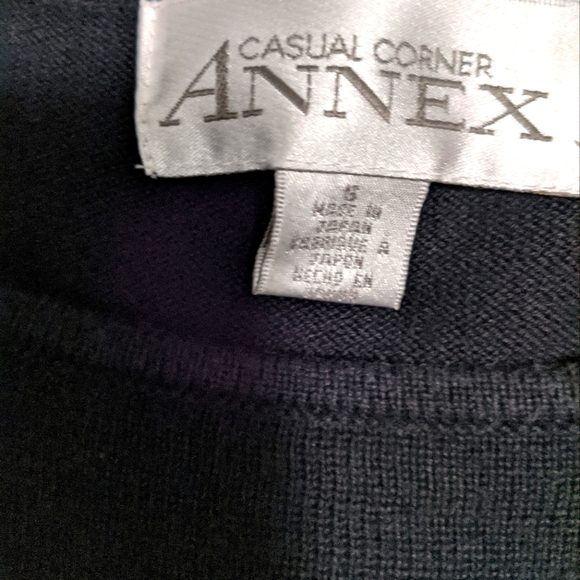 Casual Corner ANNEX Women's Striped Knit Top - Picture 5 of 6
